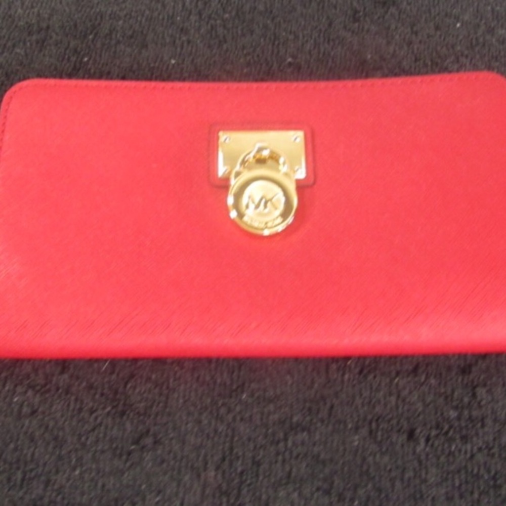 Michael Korrs Red Wallet